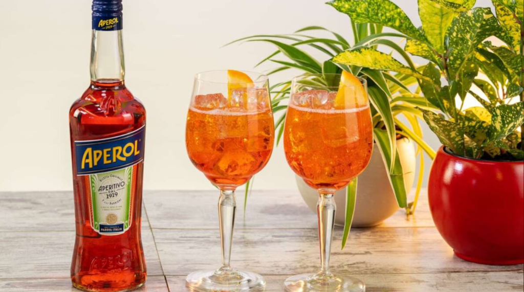 Aperol Spritz: Der perfekte Sommerdrink
