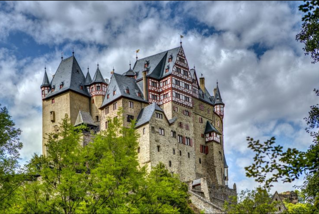 Burg Eltz: Ein Juwel deutscher Geschichte